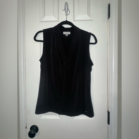 Calvin Klein Matte Jersey V-Neck Shoulder Pleat Sleeveless Top - Picture 3 of 8